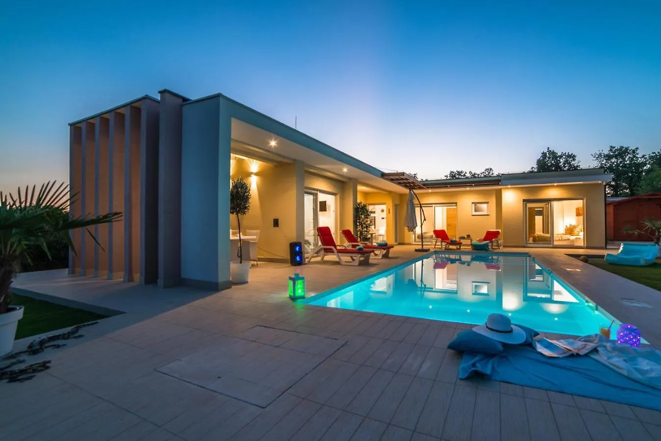 Villa Vita In Central Istria - Ground Floor Villa For 6 People With Heated Pool Svetvinčenat