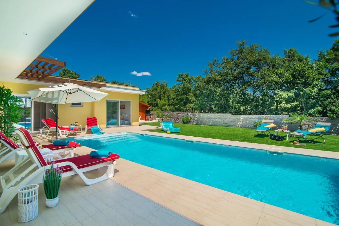 Villa Vita In Central Istria - Ground Floor Villa For 6 People With Heated Pool Svetvinčenat
