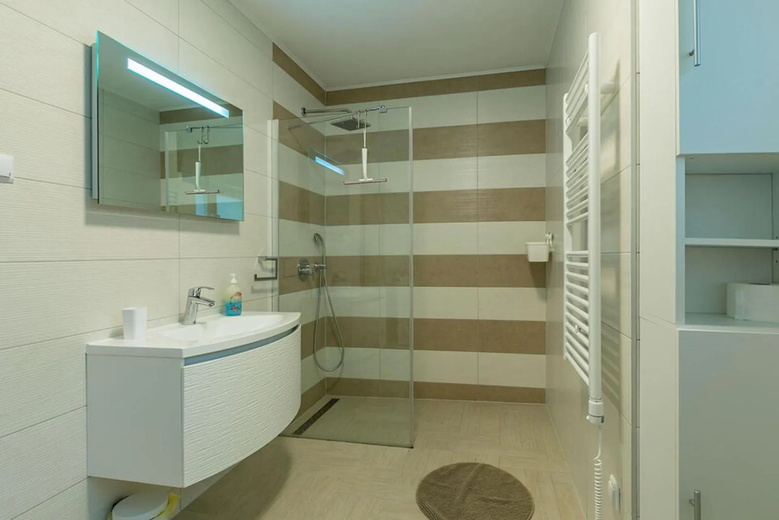 Villa Vita In Central Istria - Ground Floor Villa For 6 People With Heated Pool Svetvinčenat