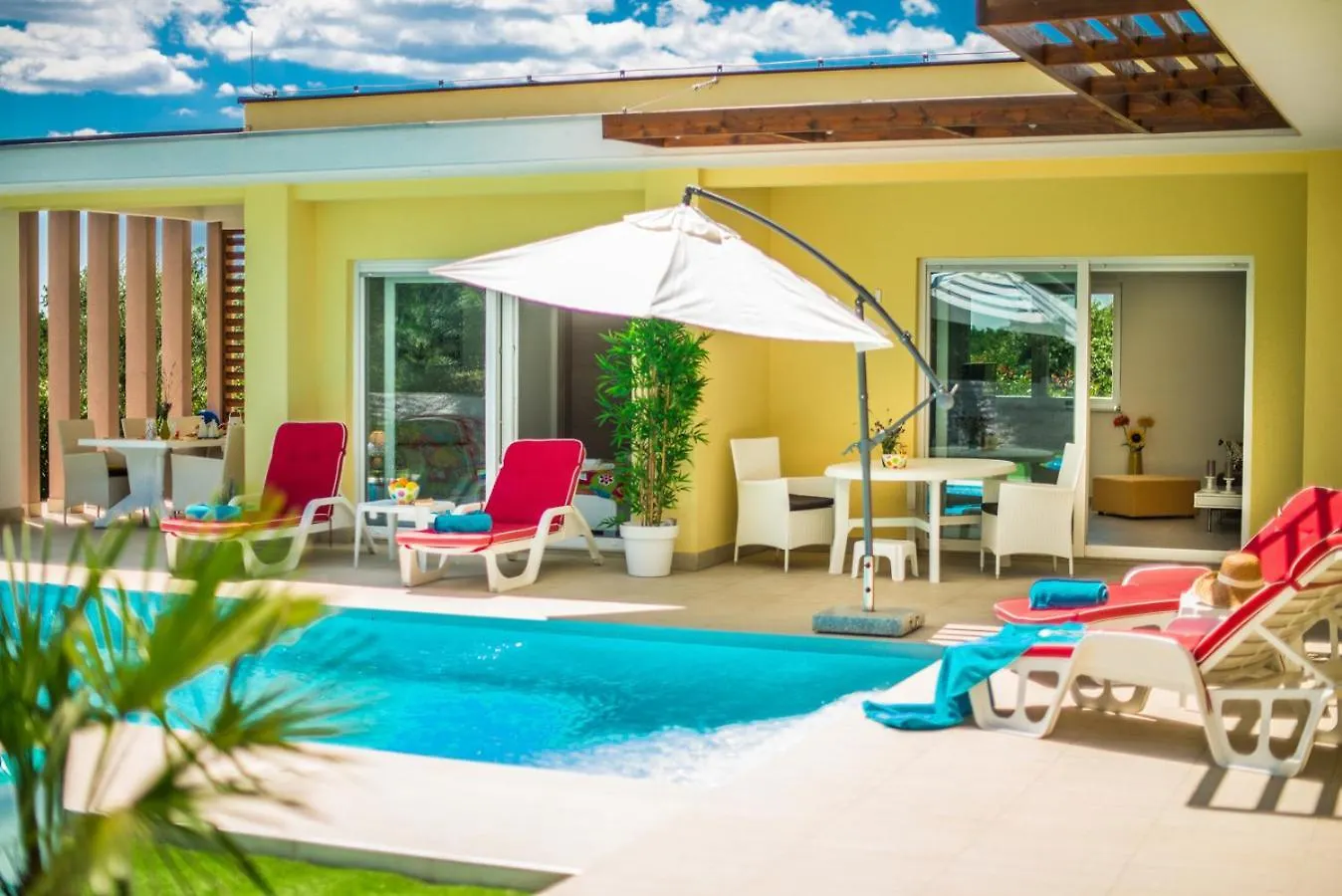 Villa Vita In Central Istria - Ground Floor Villa For 6 People With Heated Pool Svetvinčenat